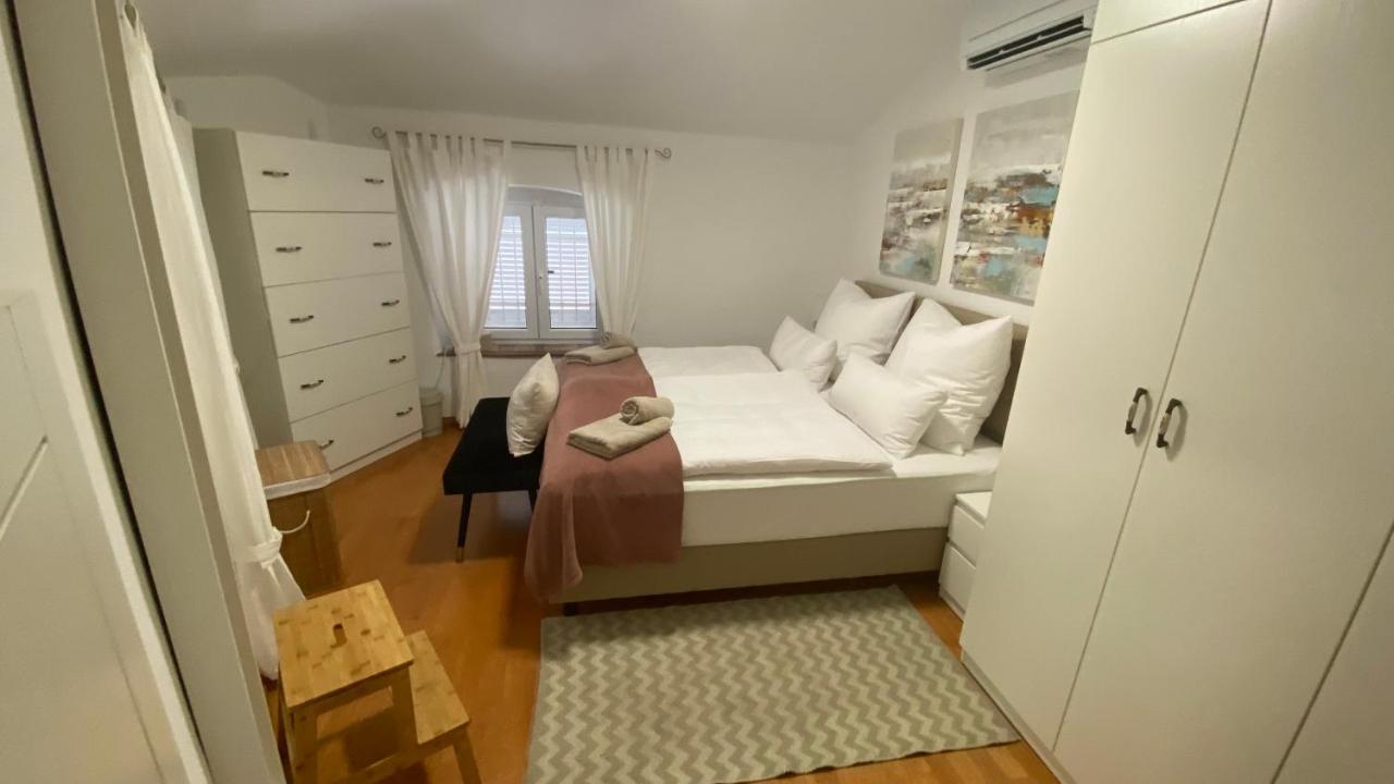 Pianohouse Porec Center Екстериор снимка